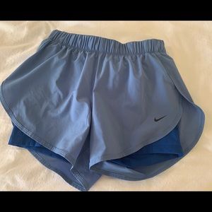 Nike flex shorts medium